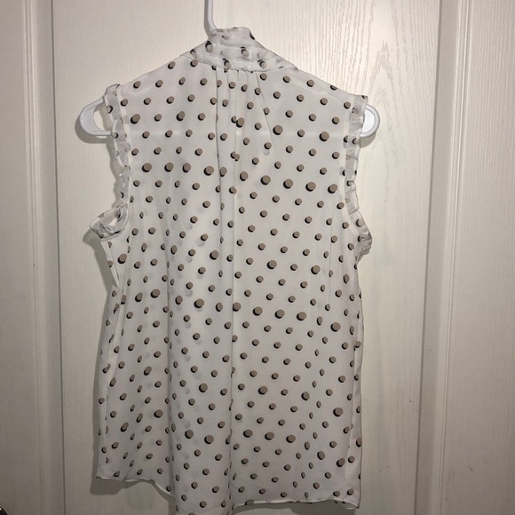 Small short sleeve blouse with scarf collar. Sm. - Picture 2 of 5